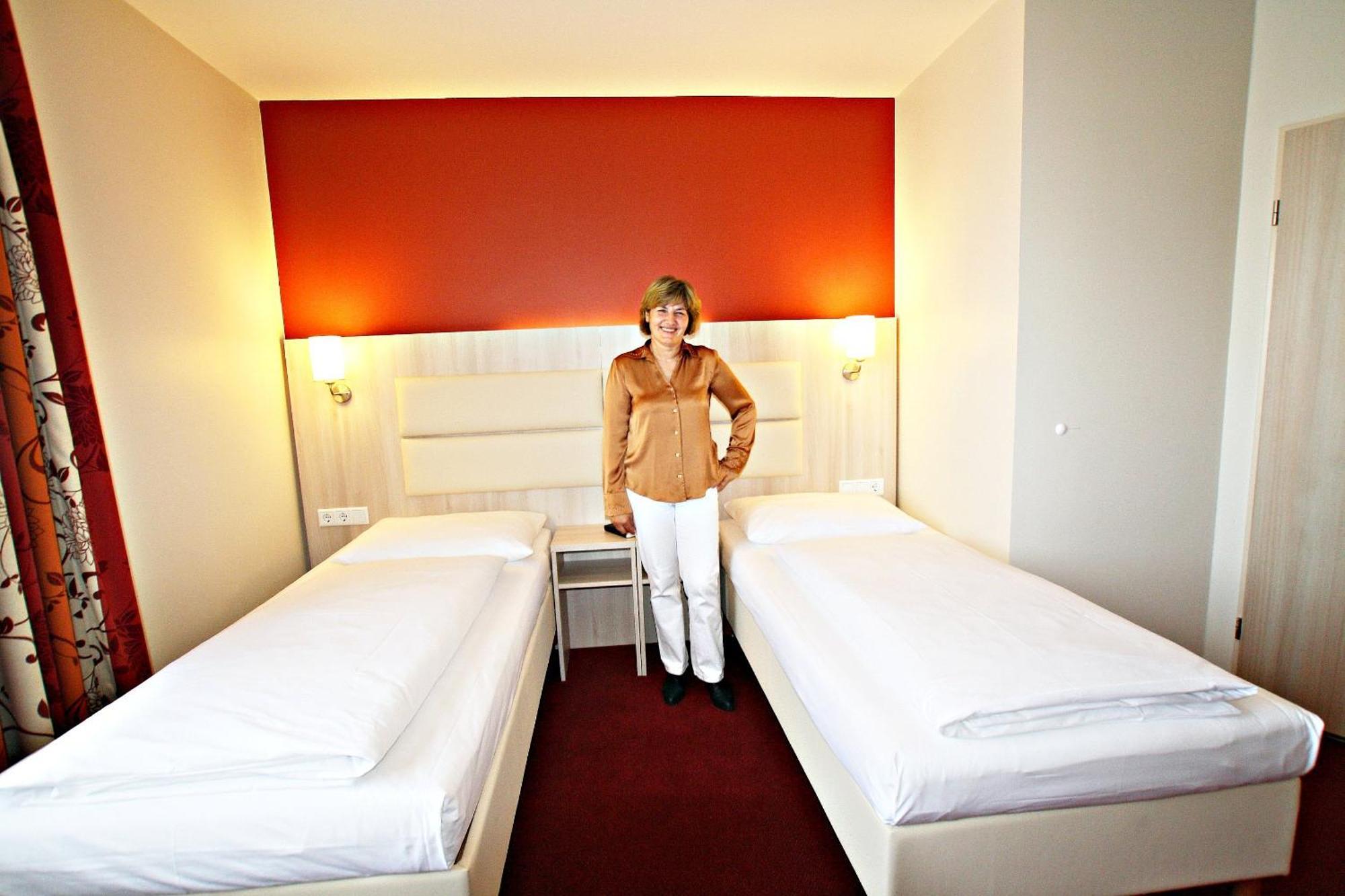 Hotel Roedelheimer Hof - Am Wasserturm Φραγκφούρτη Εξωτερικό φωτογραφία