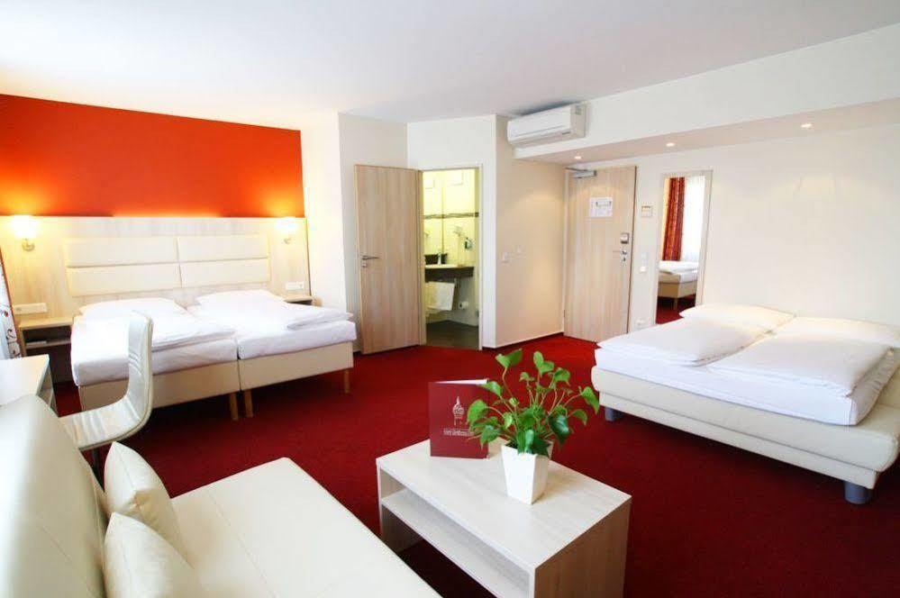 Hotel Roedelheimer Hof - Am Wasserturm Φραγκφούρτη Εξωτερικό φωτογραφία